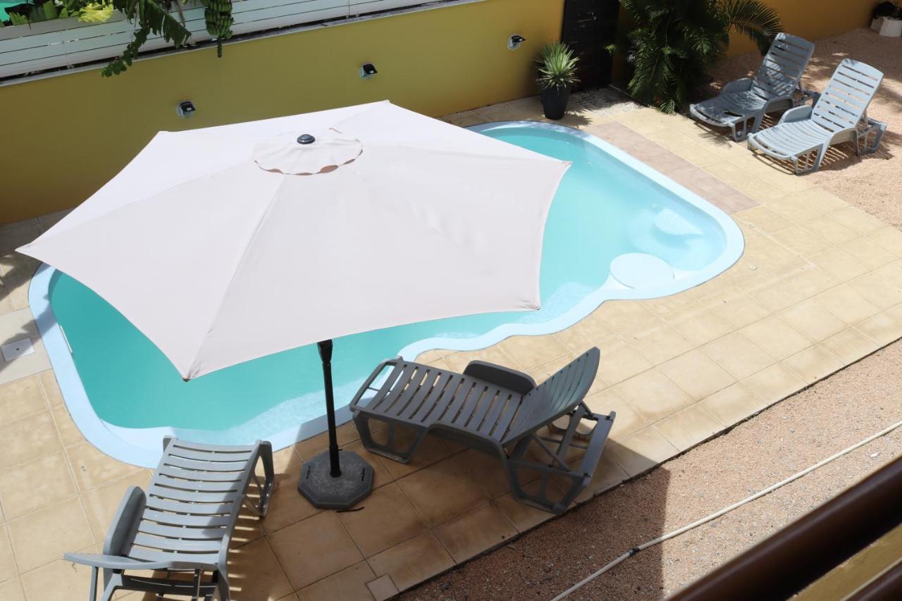 Seacret Bay Pereybere Beach Exterior photo