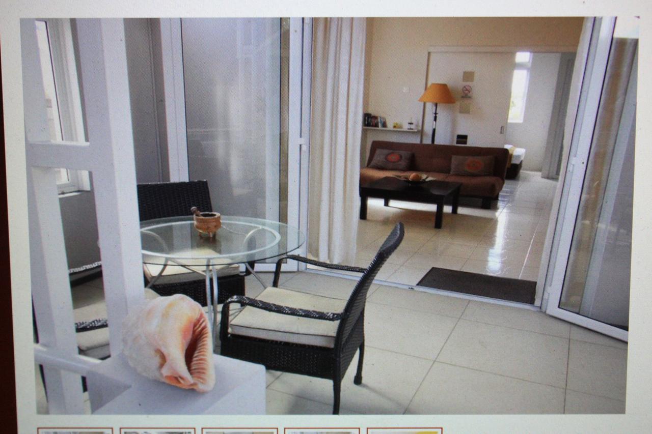 Seacret Bay Pereybere Beach Room photo