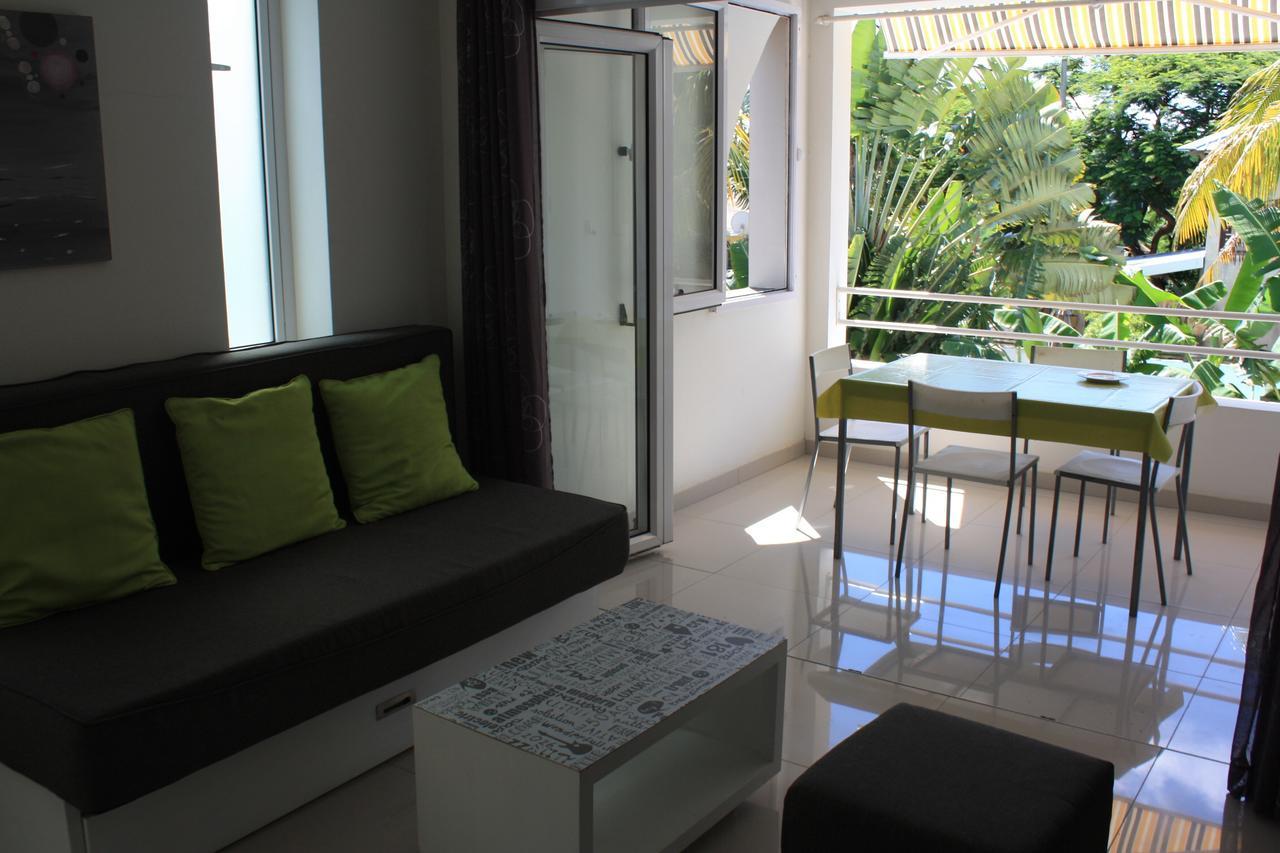 Seacret Bay Pereybere Beach Exterior photo